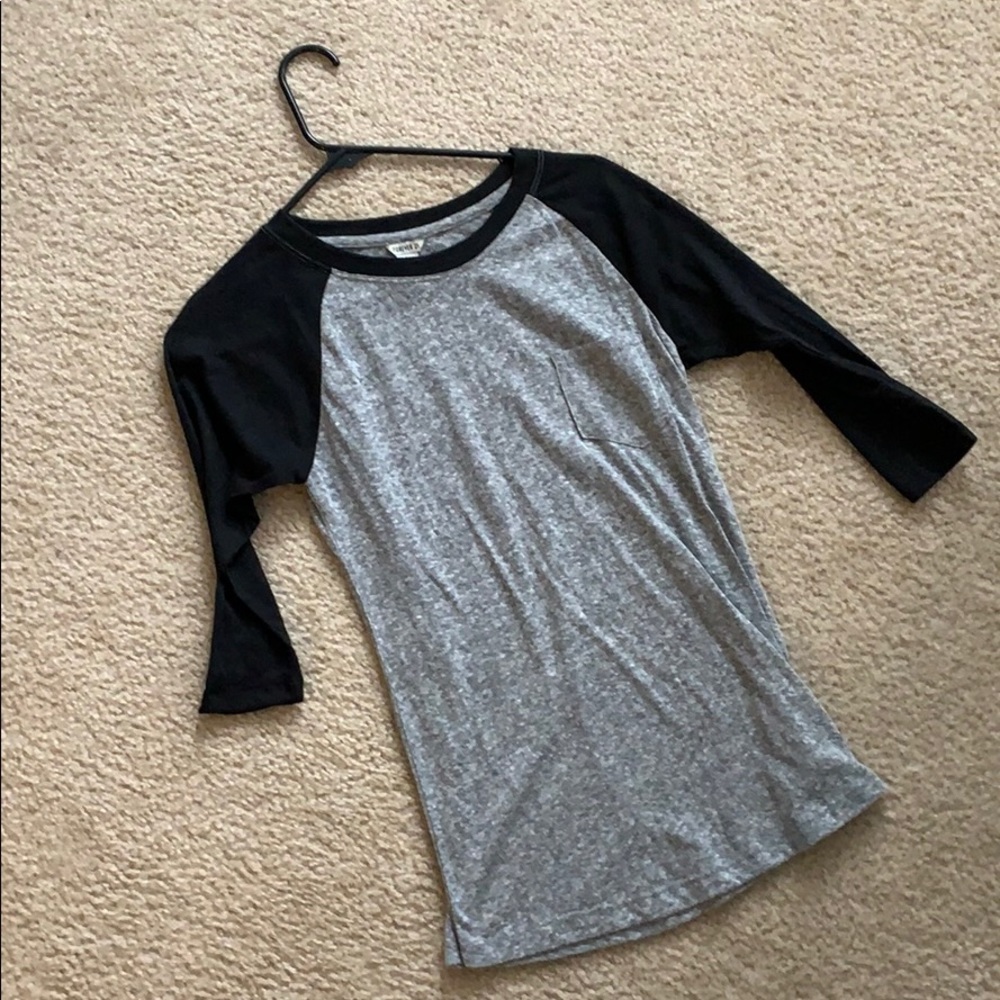 Baseball tee